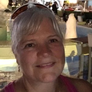 Meet your Posher, Sharon